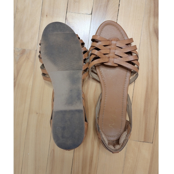 Sugar brown tan strappy flat sandals - Picture 6 of 7